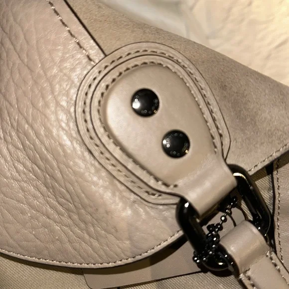 Coach Handbag - Picture 6 of 10
